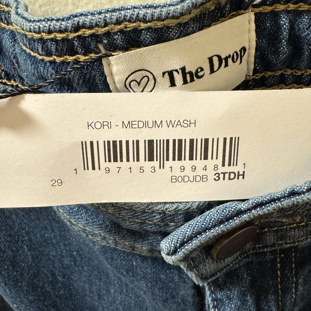 Women’s Blue Wide-Leg Jeans - Picture 4 of 6